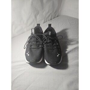 PUMA Black Athletic Sneakers with Mesh Upper and Lace-Up Closure W7